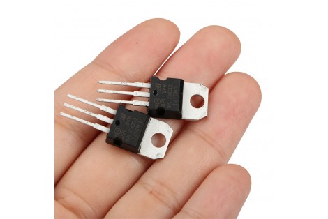 LM317 Adjustable Linear Voltage Regulator