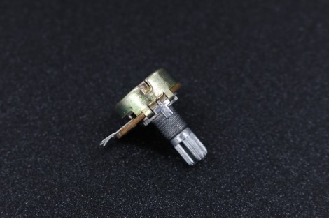 WH148 Linear Potentiometer ( B100KΩ )