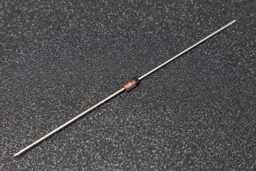 BZX55C6V8 (6.8V) 0.5W Zener diode