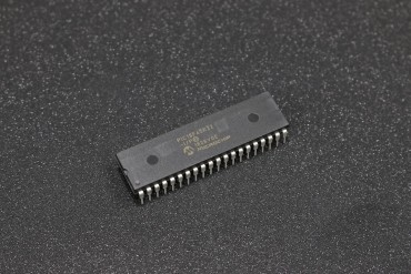 PIC 18F45K22 (DIP)