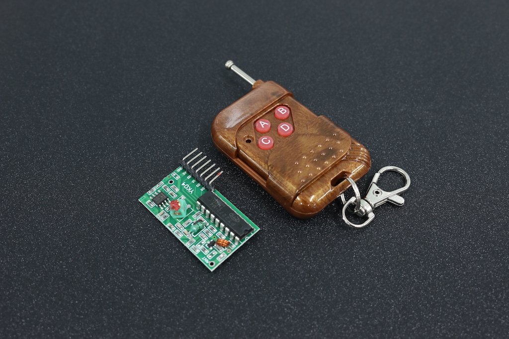 2262/2272 Four-way Wireless Remote Control Kit