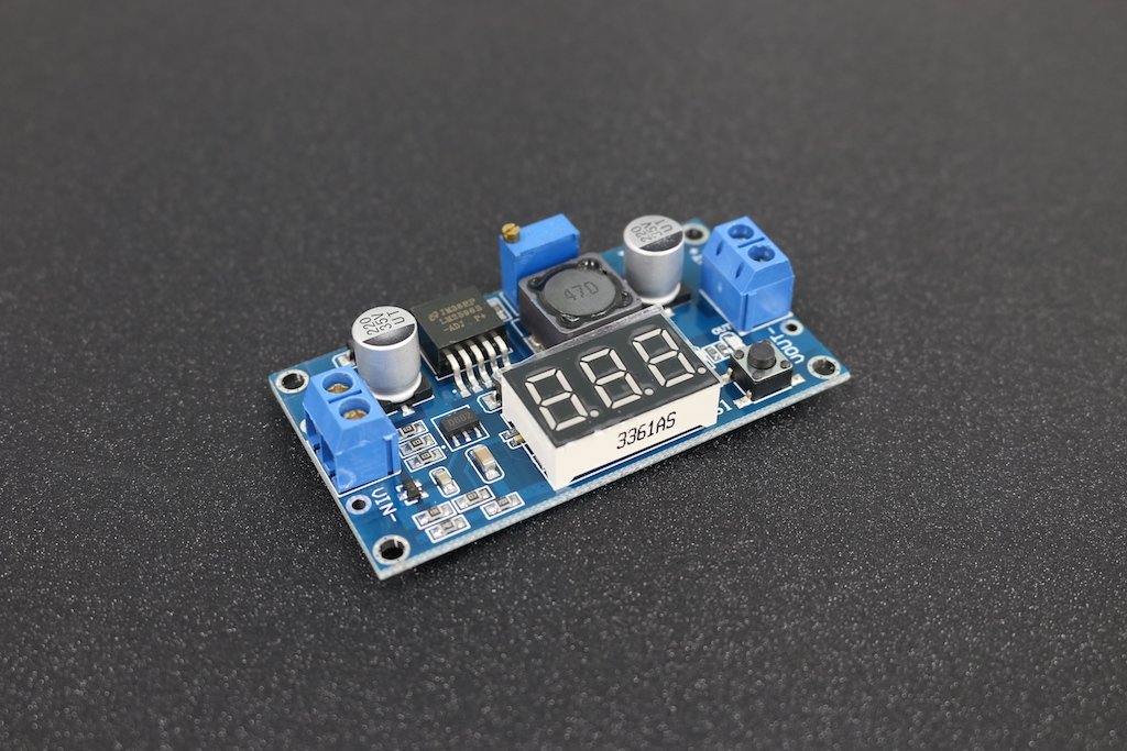 LM2596 DC 4.0~40 to 1.3-37V Adjustable Step-Down Power Module + LED Voltmeter TK0343